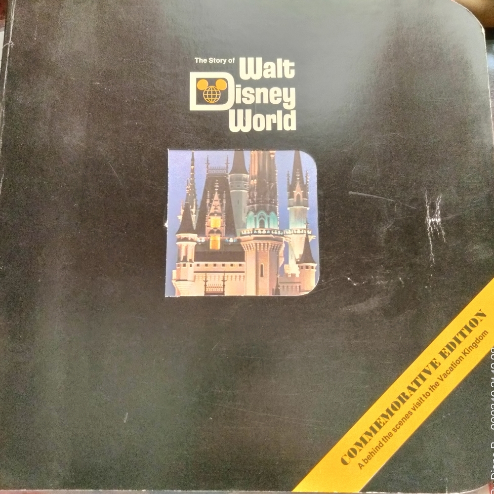 Vintage 1971 Walt Disney World Commemorative edition book